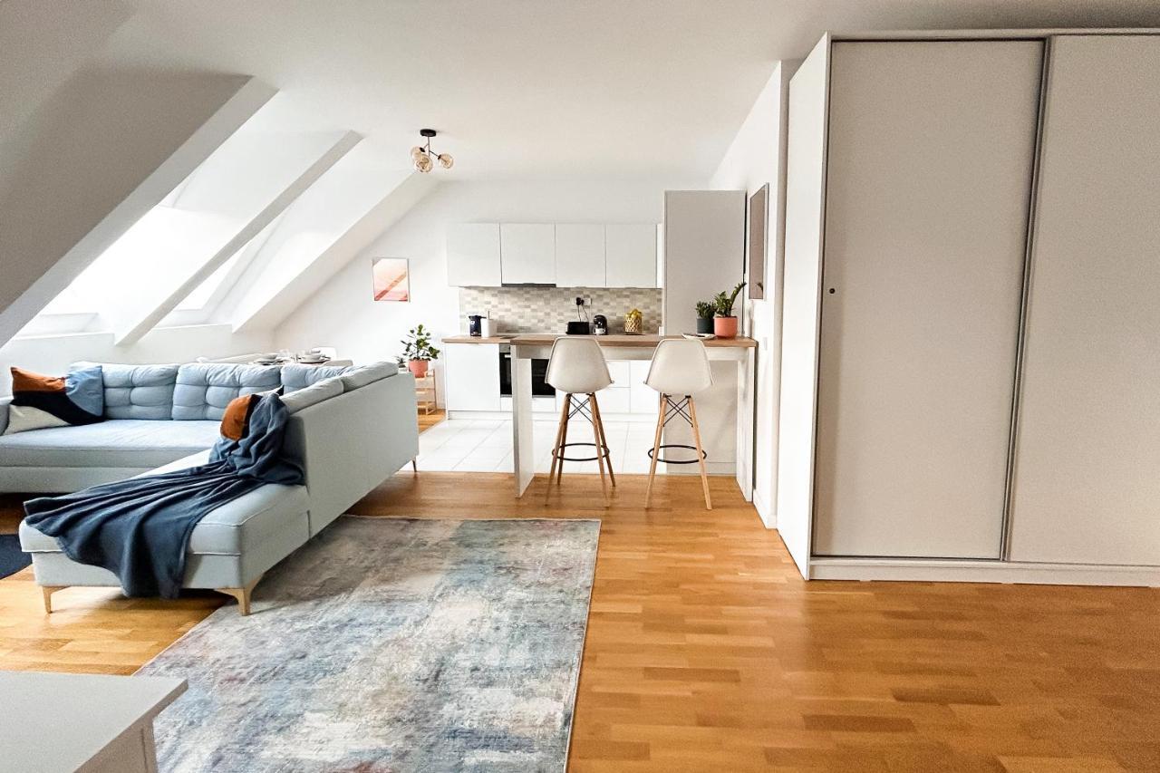 Downtown D21 Lejlighed Bukarest Eksteriør billede